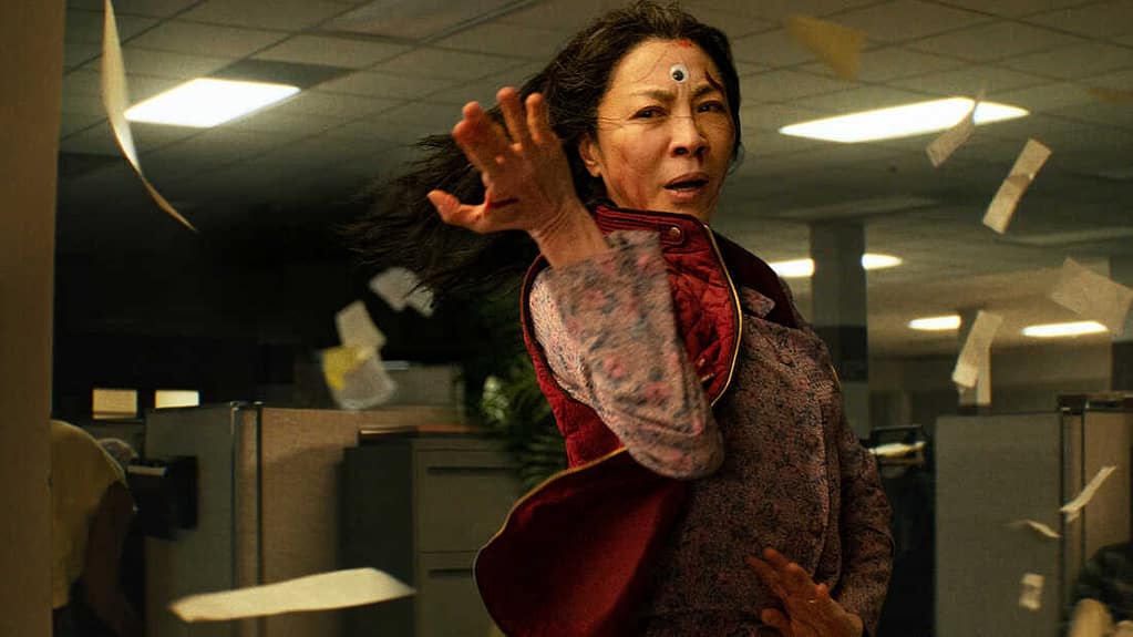 Evelyn Wang (Michelle Yeoh)
